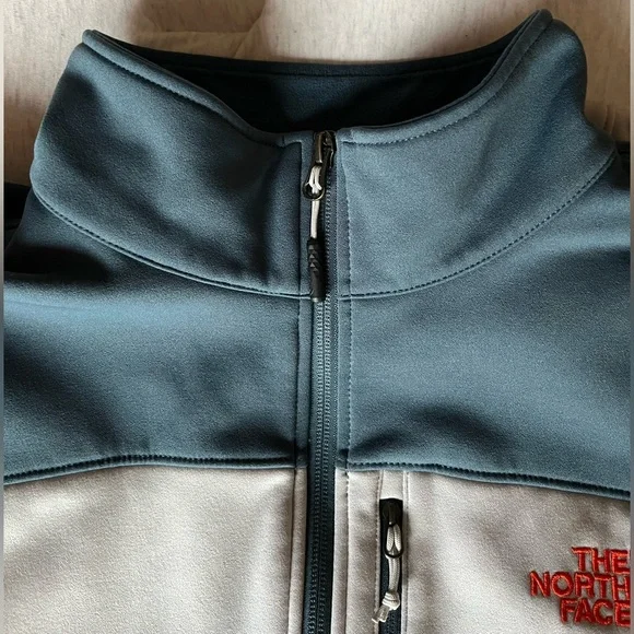 The North Face Men's M Softshell Jacket - Picture 6 of 13